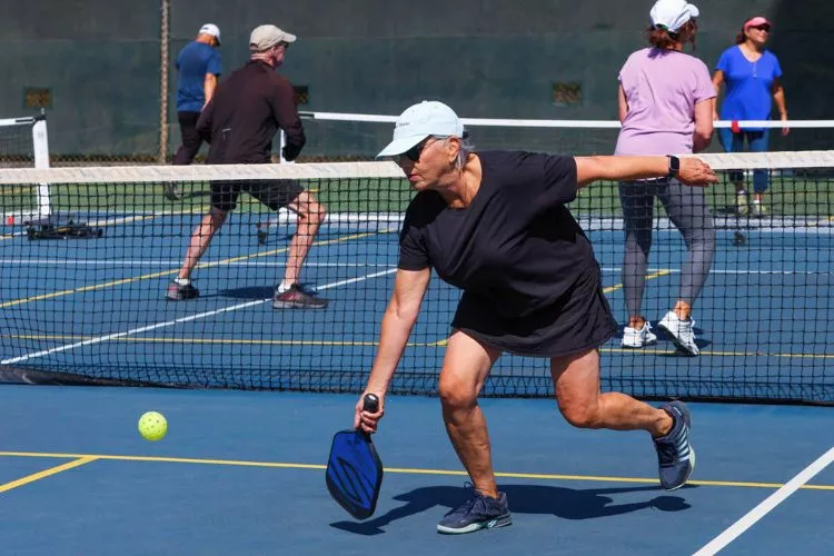 Can pickleball be played on tennis court
