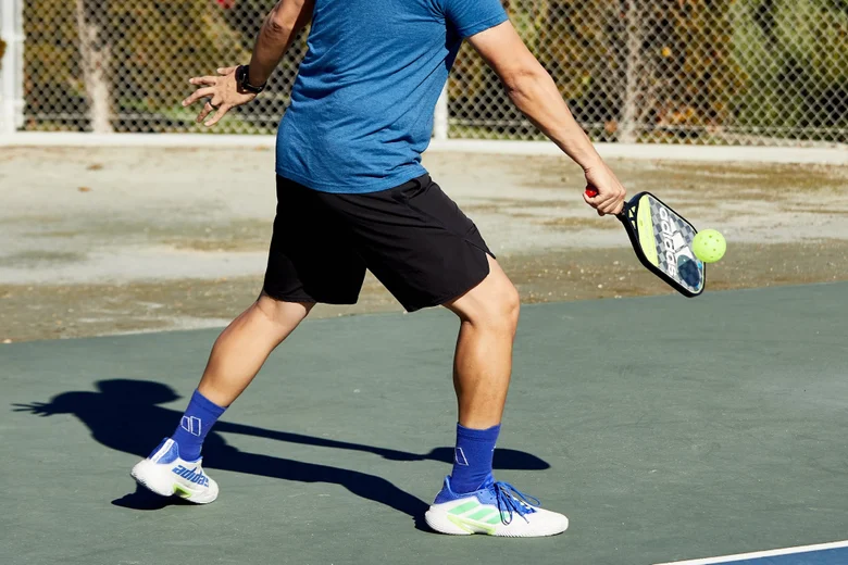 How do you pick a pickleball shoe? All The Factors you should know