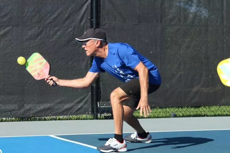 What is the difference between half stack and full stack in pickleball