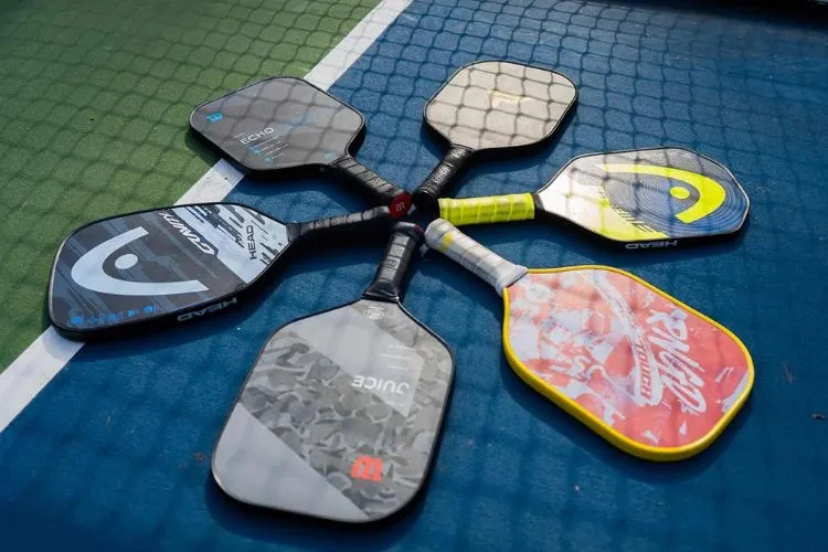 How do you hit a sweet spot on a pickleball paddle