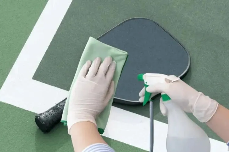 Alternatives to the Magic Eraser for Cleaning Pickleball Paddles