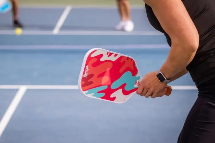 How to Choose a Pickleball Grip- A Comprehensive Guide